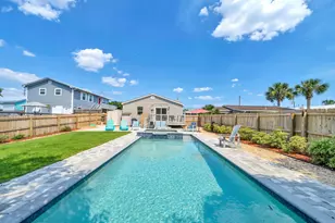 125 Malaga Pl, Panama City Beach, FL 32413 - Photo 4