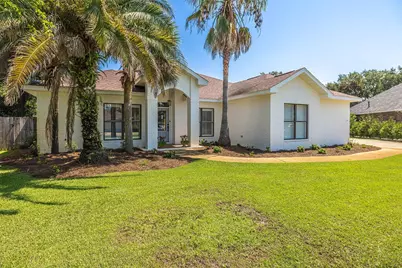 1194 Jaguar Circle, Gulf Breeze, FL 32563 - Photo 1