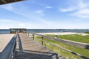 8522 Gulf Blvd, Navarre, FL 32566 - Photo 44