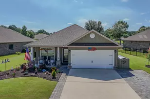 240 Whitman Way, Freeport, FL 32439 - Photo 2