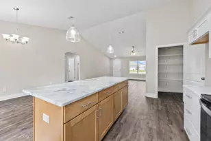 2727 Braswell St, Navarre, FL 32566 - Photo 10