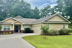 5811 Houston Ln, Crestview, FL 32539 - Photo 2