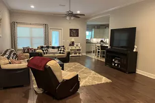 5811 Houston Ln, Crestview, FL 32539 - Photo 6