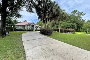 205 Wedgewood Ln, Crestview, FL 32536 - Photo 4