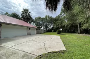 205 Wedgewood Ln, Crestview, FL 32536 - Photo 28