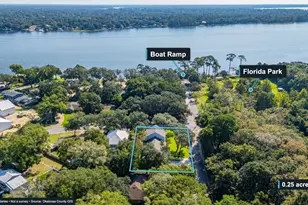 241 Grandview Ave, Valparaiso, FL 32580 - Photo 6