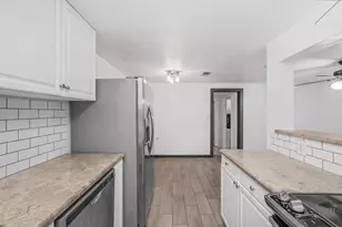 205 Pine St, Fort Walton Beach, FL 32548 - Photo 10