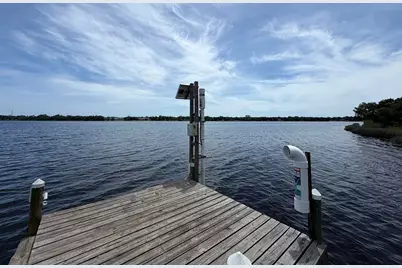 7346 Noah Street, Navarre, FL 32566 - Photo 10