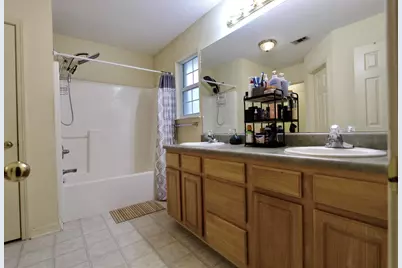 220 Tiffot Court, Crestview, FL 32539 - Photo 12