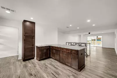 326 NW Leah Miller Drive, Fort Walton Beach, FL 32548 - Photo 10