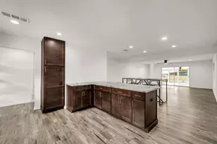 326 NW Leah Miller Dr, Fort Walton Beach, FL 32548 - Photo 10