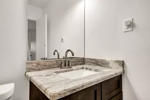 326 NW Leah Miller Dr, Fort Walton Beach, FL 32548 - Photo 20