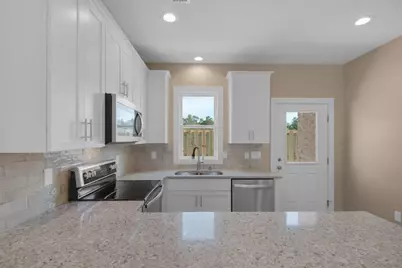 431 Adams Avenue, Valparaiso, FL 32580 - Photo 6