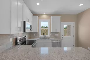431 Adams Ave, Valparaiso, FL 32580 - Photo 6