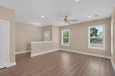 431 Adams Avenue, Valparaiso, FL 32580 - Photo 4