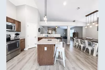 8924 Quail Roost Drive, Navarre, FL 32566 - Photo 10