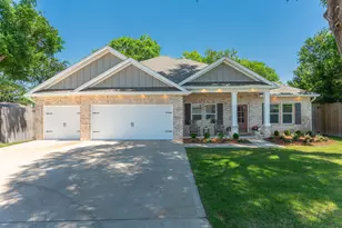 407 Virginia St, Fort Walton Beach, FL 32547 - Photo 2