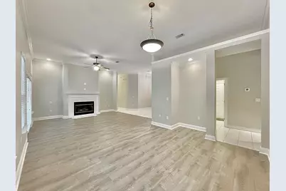 4683 Lovegrass Lane, Crestview, FL 32539 - Photo 10