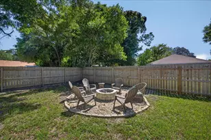 100 SE Carson Dr, Fort Walton Beach, FL 32548 - Photo 38