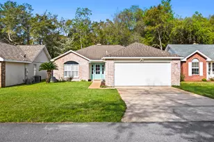 134 Wright Cir, Niceville, FL 32578 - Photo 2