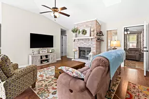 134 Wright Cir, Niceville, FL 32578 - Photo 8
