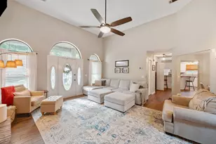 114 Oakcrest Dr, Crestview, FL 32539 - Photo 6