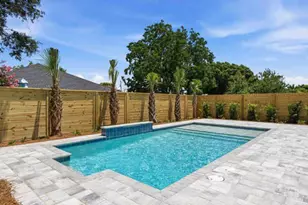 21522 Dolphin Ave, Panama City Beach, FL 32413 - Photo 54