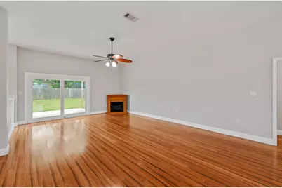 5621 N Brook Drive, Crestview, FL 32539 - Photo 6