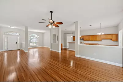 5621 N Brook Drive, Crestview, FL 32539 - Photo 8