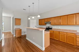 5621 N Brook Dr, Crestview, FL 32539 - Photo 10