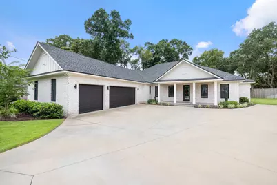 199 Edge Avenue, Valparaiso, FL 32580 - Photo 2
