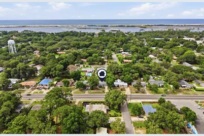 514 E Hollywood Boulevard, Mary Esther, FL 32569 - Photo 62