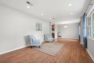 514 E Hollywood Blvd, Mary Esther, FL 32569 - Photo 16