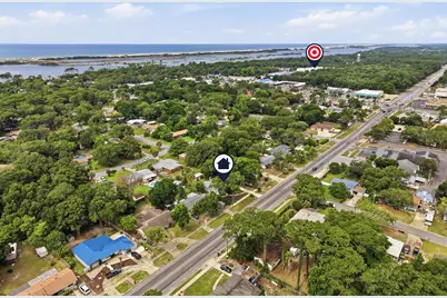 514 E Hollywood Boulevard, Mary Esther, FL 32569 - Photo 60