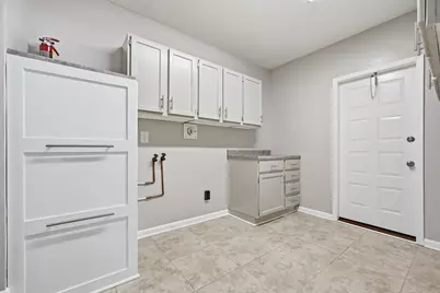 514 E Hollywood Boulevard, Mary Esther, FL 32569 - Photo 46