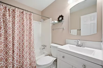 514 E Hollywood Boulevard, Mary Esther, FL 32569 - Photo 44