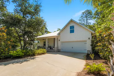 109 Sun Bear Circle, Freeport, FL 32439 - Photo 1