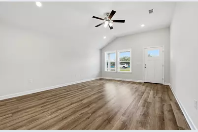 661 Lee Avenue, Crestview, FL 32539 - Photo 2