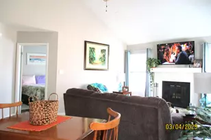 407 NW Adam St, Fort Walton Beach, FL 32548 - Photo 6