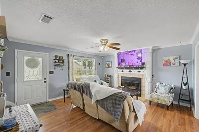 410 Woodland Park Circle, Mary Esther, FL 32569 - Photo 8