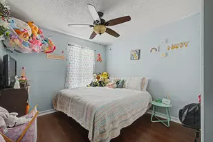 410 Woodland Park Cir, Mary Esther, FL 32569 - Photo 18