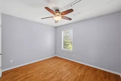 1841 E Smugglers Cove Drive, Gulf Breeze, FL 32563 - Photo 34