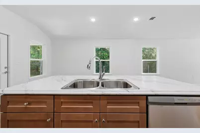 135 Loftin Street, Defuniak Springs, FL 32435 - Photo 10