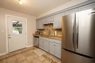 309 Ashley Dr, Crestview, FL 32536 - Photo 12