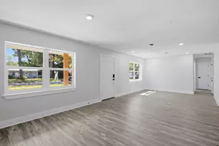 271 Gregory Dr, Mary Esther, FL 32569 - Photo 4
