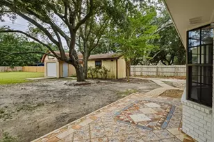 1918 Vizcaya Dr, Navarre, FL 32566 - Photo 32