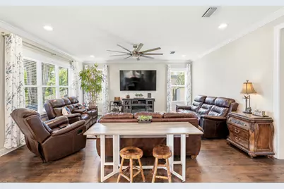258 Meadow Lake Drive, Freeport, FL 32439 - Photo 10