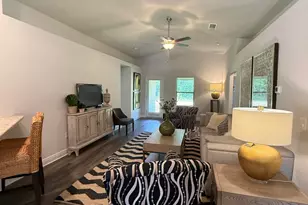 102 Ridgeway Cir, Crestview, FL 32536 - Photo 8