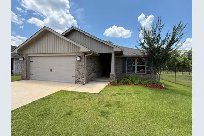 102 Ridgeway Circle, Crestview, FL 32536 - Photo 1