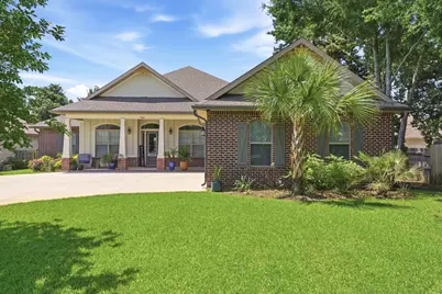 7703 Freesia Circle, Navarre, FL 32566 - Photo 2